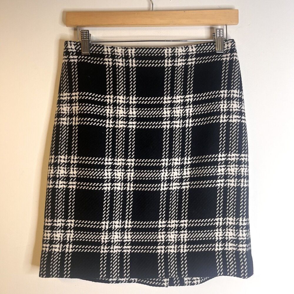 Talbots Black & White Checked Wool Blend A Line Skirt size 2P